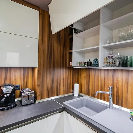 Lejlighed Cosy Luxury Flat In The Centrum- 90sqm - 3 Rooms. Varna