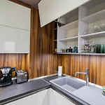 Διαμέρισμα Cosy Luxury Flat In The Centrum- 90sqm - 3 Rooms. Βάρνα