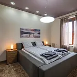 Cosy Luxury Flat In The Centrum- 90sqm - 3 Rooms. * Βάρνα