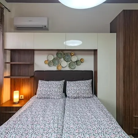 شقة Cosy Luxury Flat In The Centrum- 90sqm - 3 Rooms.